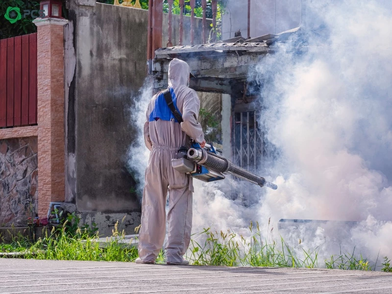 phun thuốc muỗi xong có nên lau nhà không 